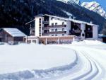 Rakouský hotel Zum Stillebach v zimě